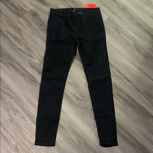 BNWT Forever 21 dark wash jeans